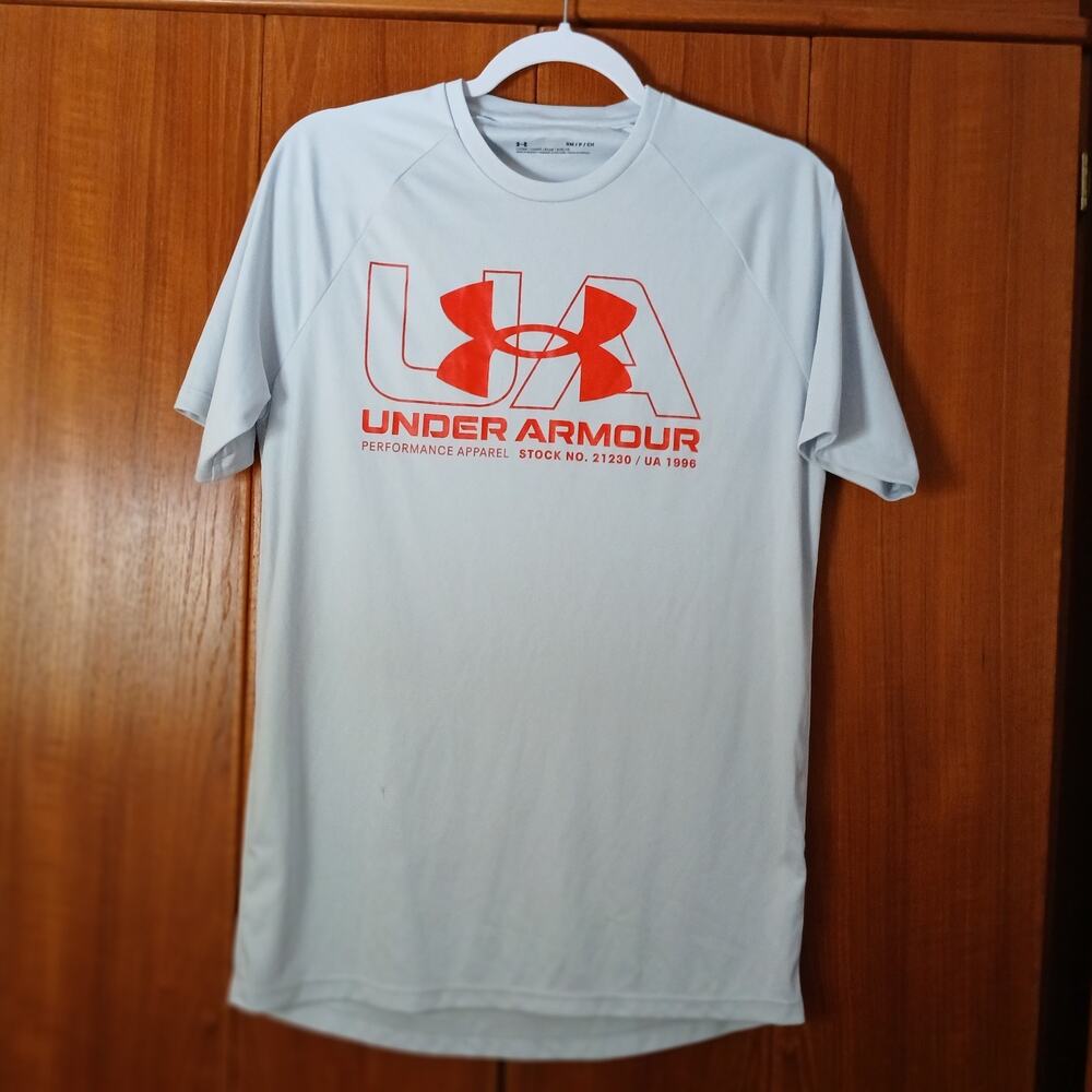 Under Armour UA Performance Apparel/Stock No 21230 /UA1996/Lt Gray/L Red Logo/S